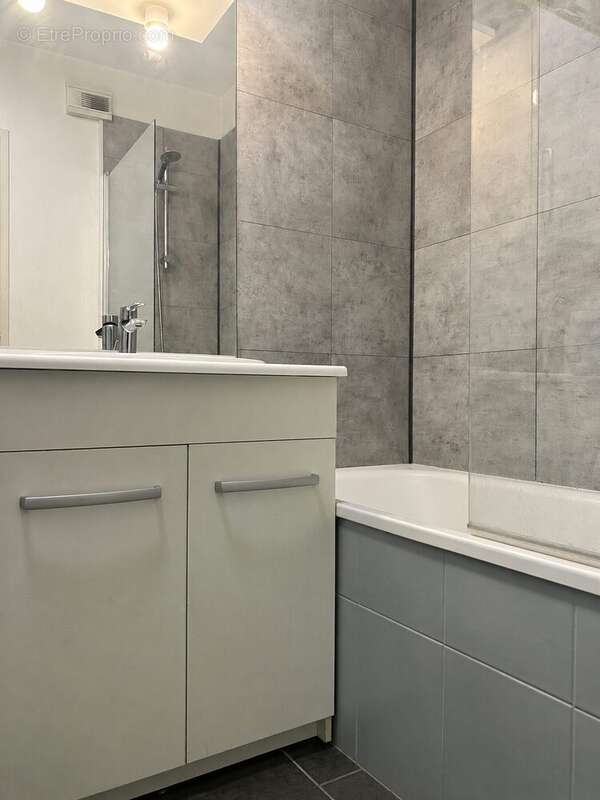 Appartement 64 m² à Orleans  - photo 8
