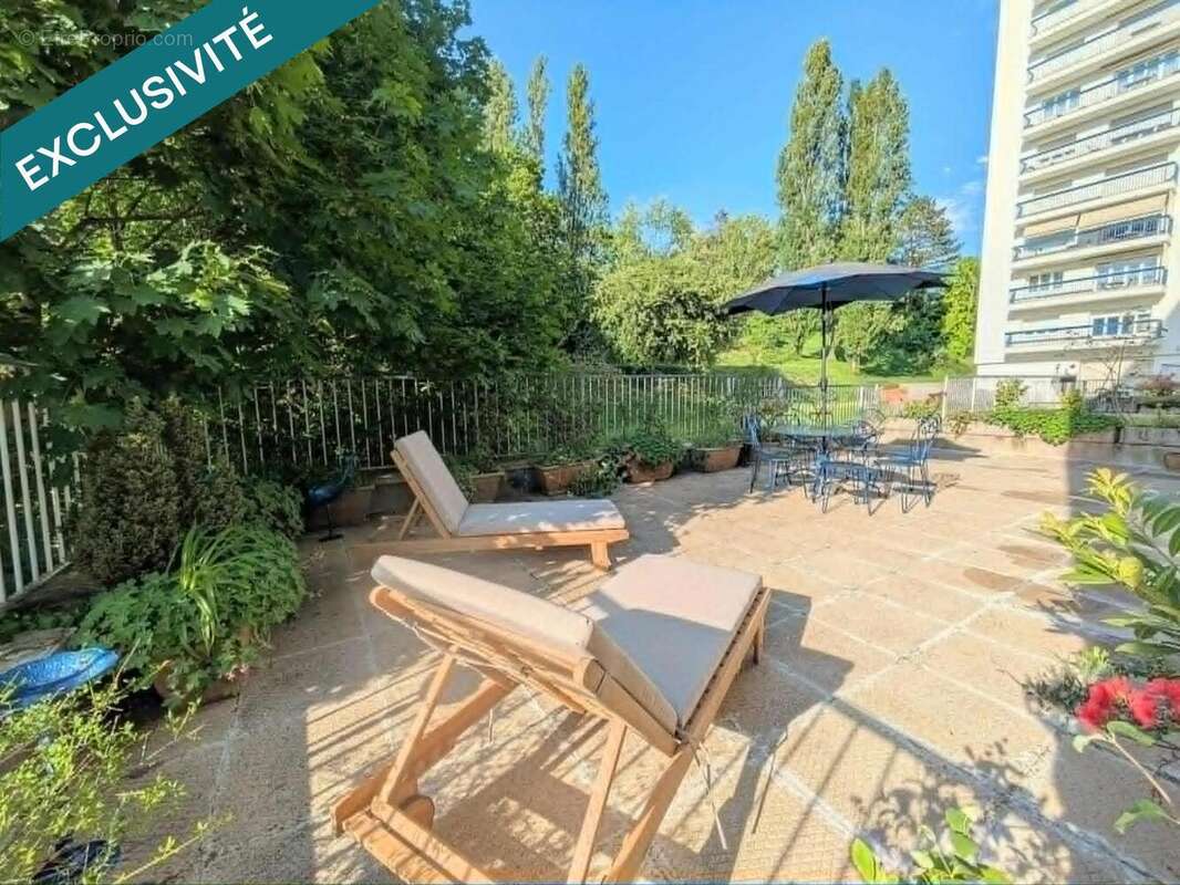 Photo 2 - Appartement à LONS-LE-SAUNIER