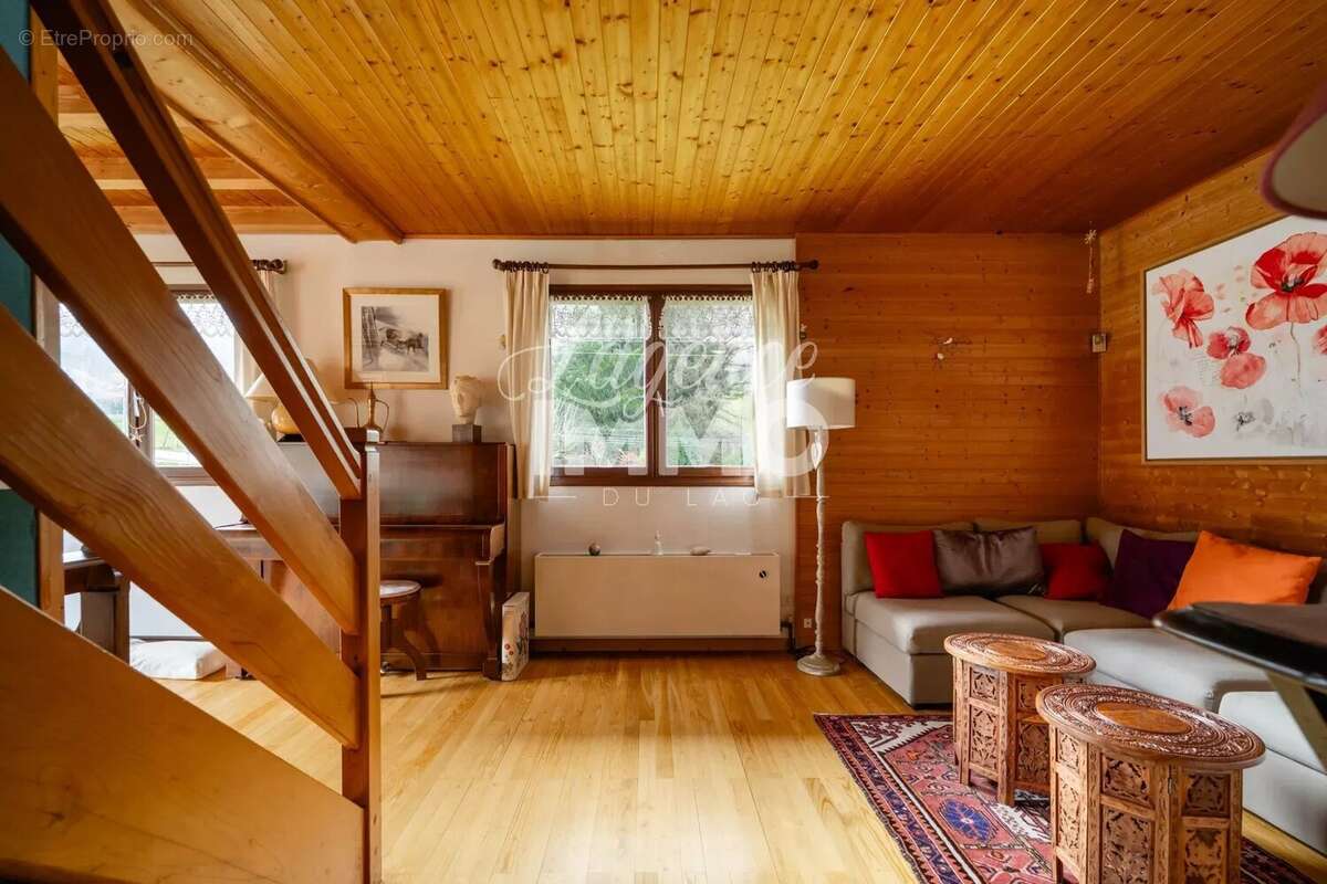 Maison à SAINT-JORIOZ