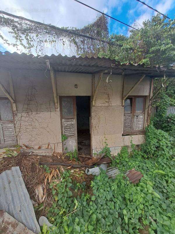 Terrain à FORT-DE-FRANCE