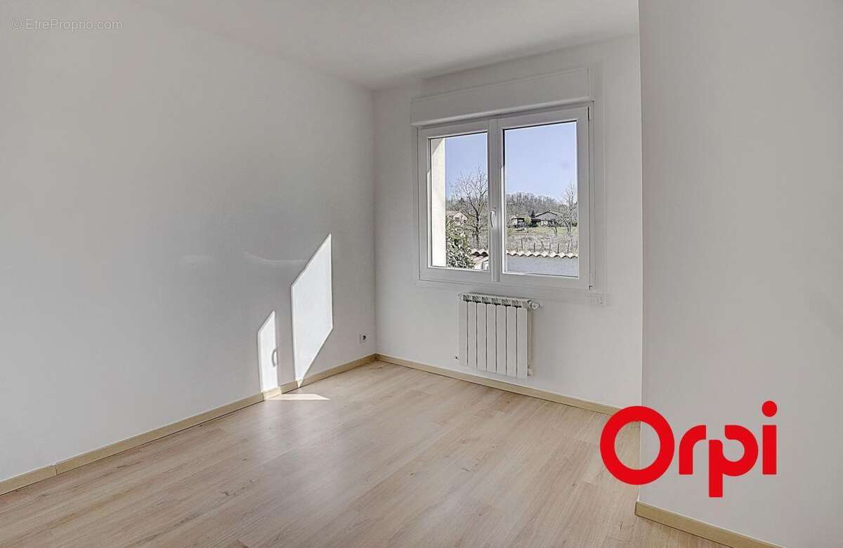 Maison à CAILLOUX-SUR-FONTAINES