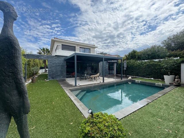 Maison à SANARY-SUR-MER