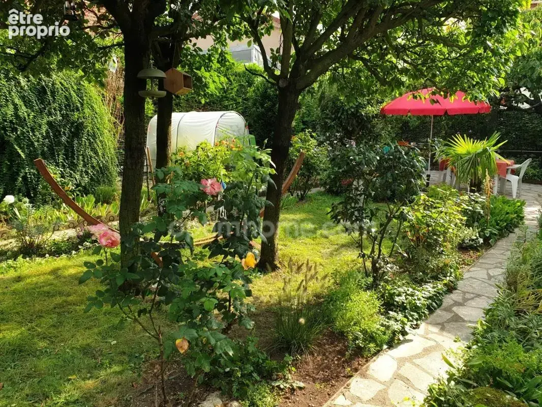 Maison à vendre 3 pièces VILLEJUIF (94) - photo 2