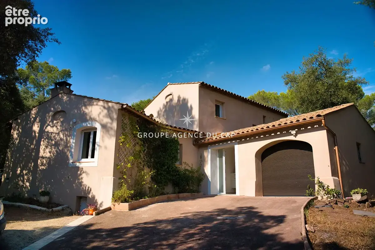 Villa saint raphael 5/6 pieces de 120m² avec piscine face golf - photo 23