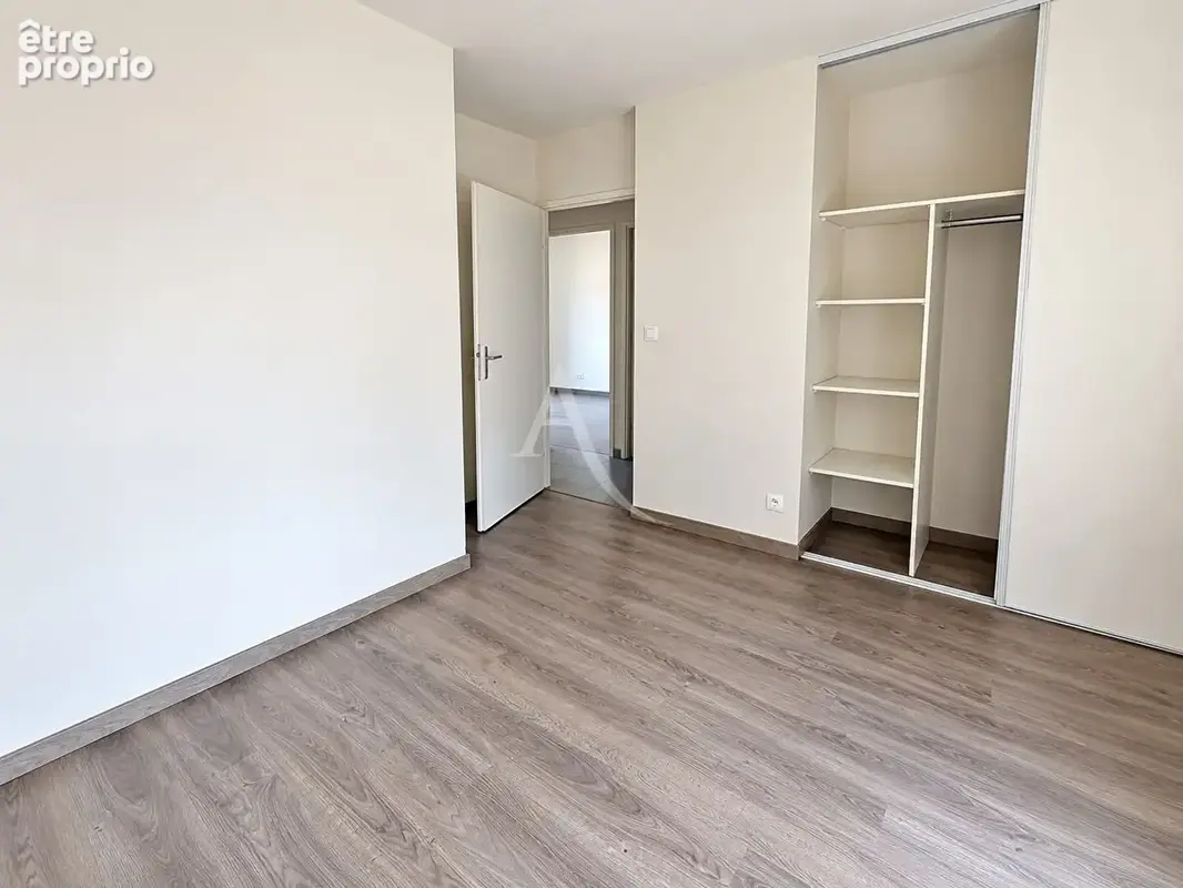 COLOMIERS CENTRE MAISON T5 96m² avec jardin et 2 parkings! - photo 8