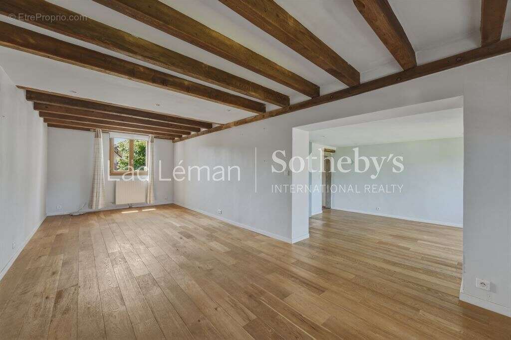 Hameau de Filly – Maison de caractère rénovée entre lac et campagne - photo 12
