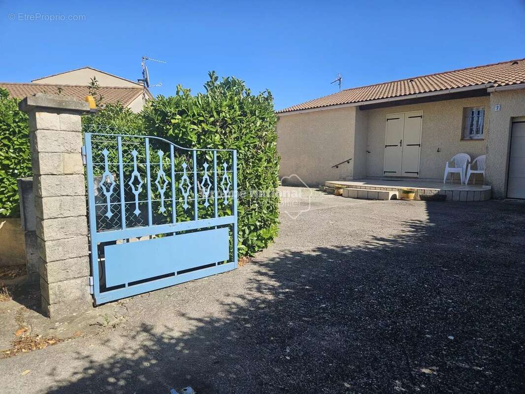 Maison à JONQUIERES