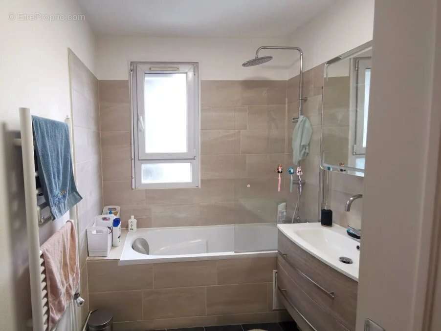 Appartement à VITRY-SUR-SEINE