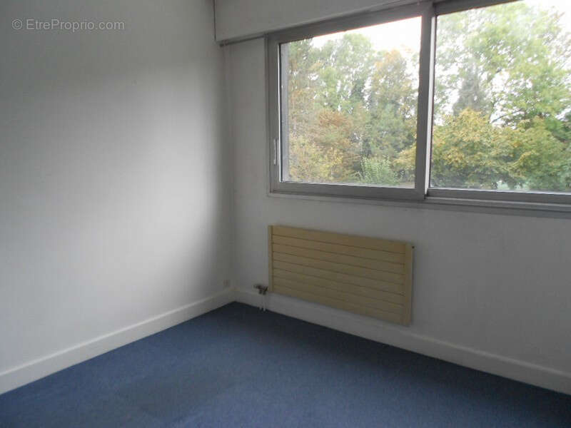 Appartement à VAUX-LE-PENIL