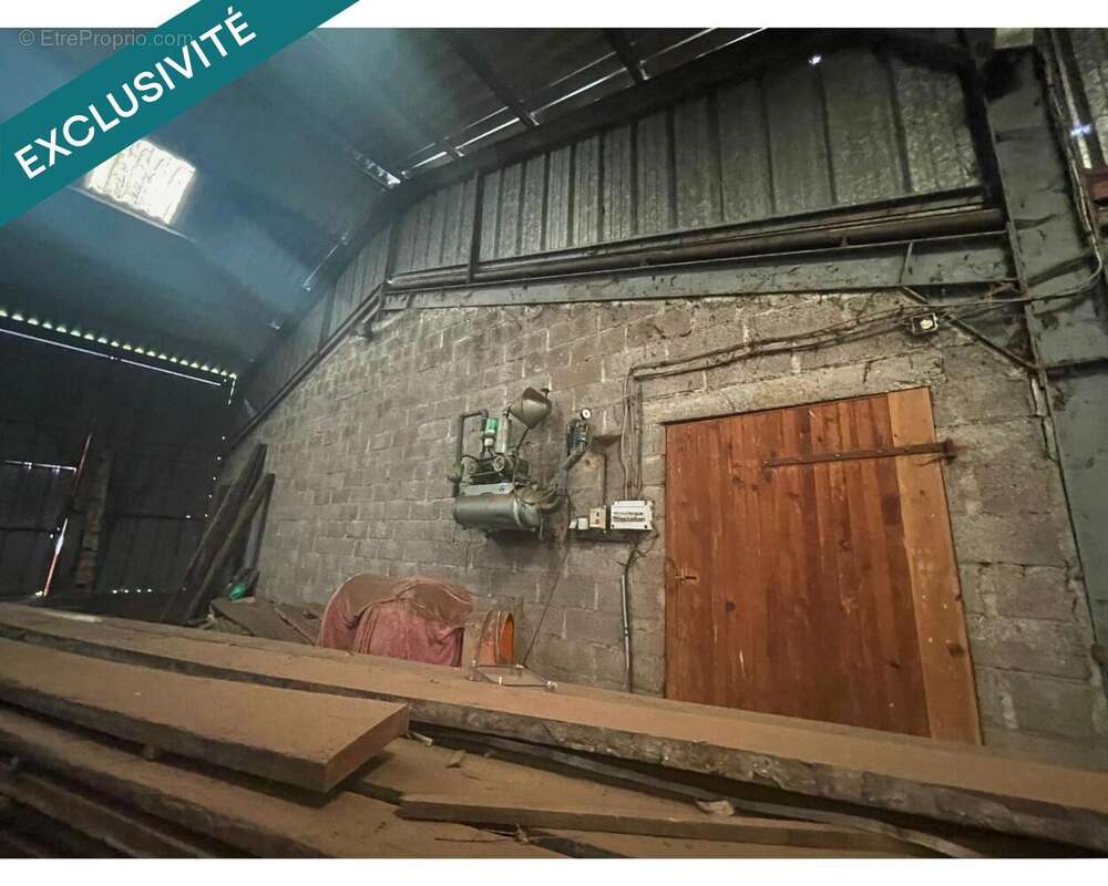 Photo 4 - Commerce à SAULZET-LE-FROID