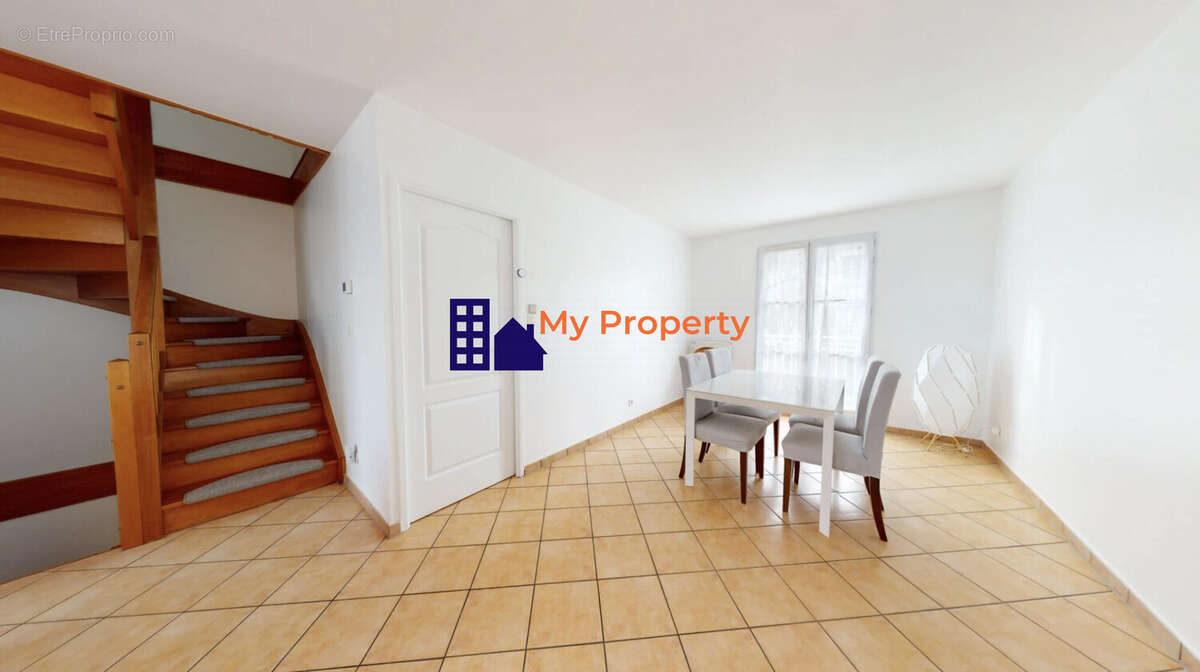 Maison à CARRIERES-SUR-SEINE