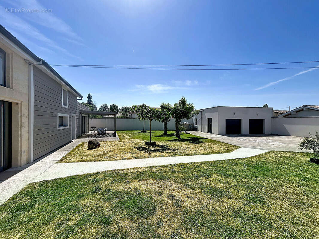 Maison à SAINT-LOUBES