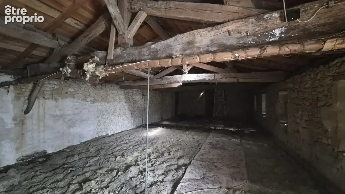 À 7 min de sauveterre de guyenne - maison en pierre à rénover - photo 14