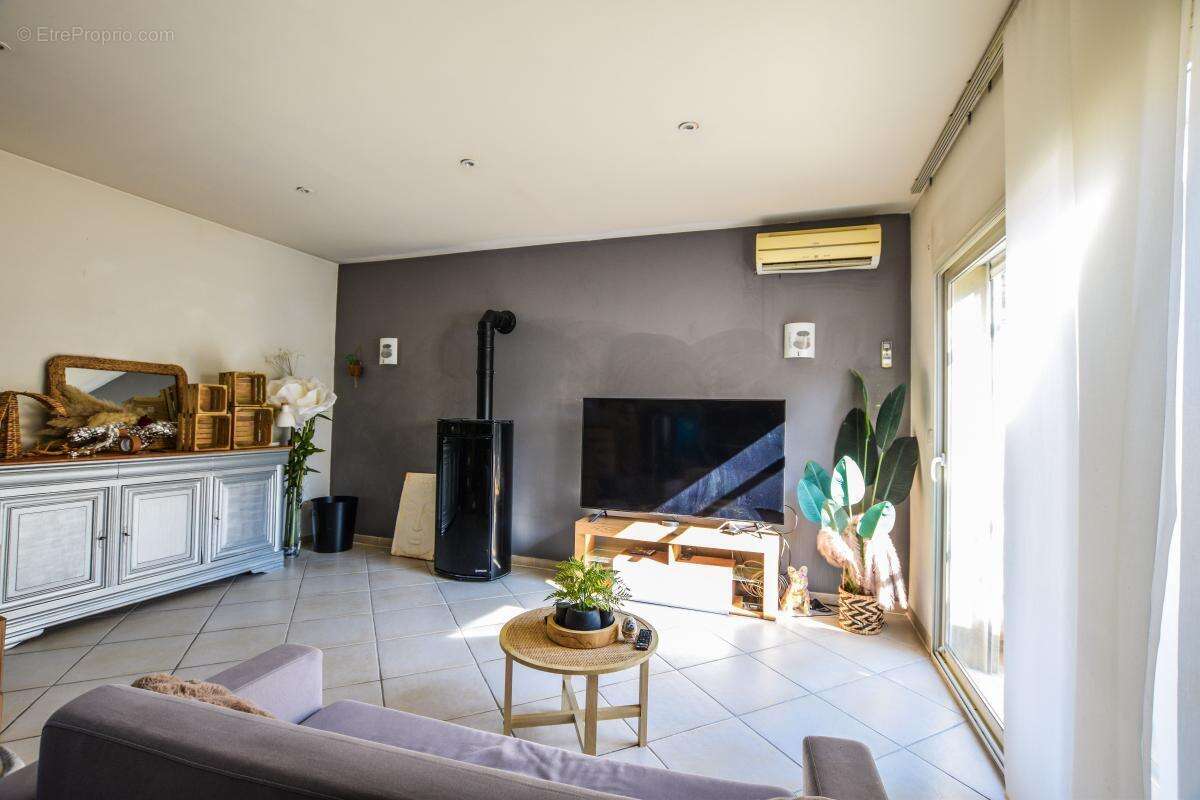 Maison à ROCHEFORT-DU-GARD