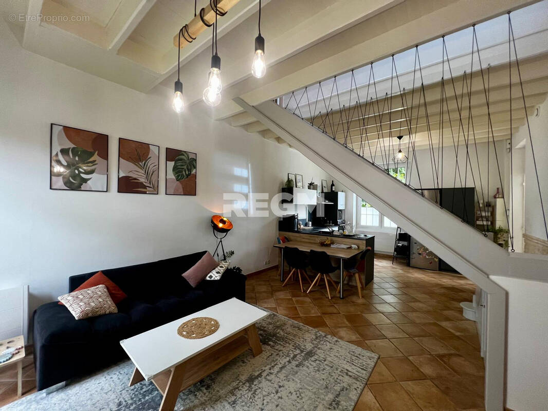 Maison à SEMUSSAC