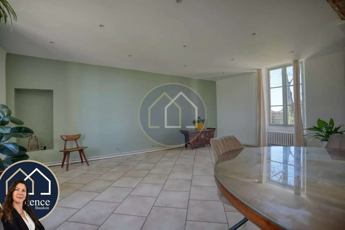 Maison à ABLIS