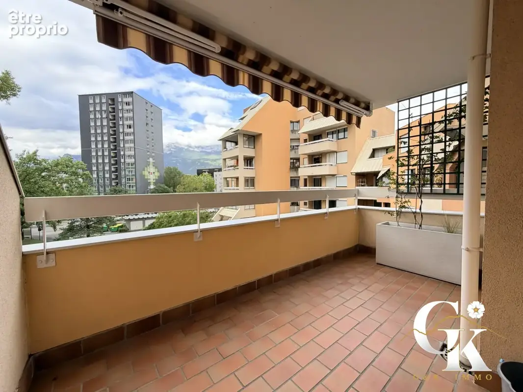 Appartement 4 pièces 85 m² à vendre à Echirolles (38130) - photo 3