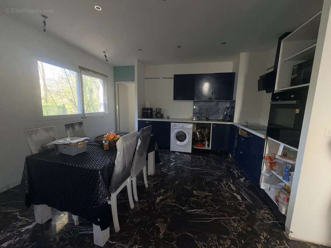 Maison à TOURRETTE-LEVENS