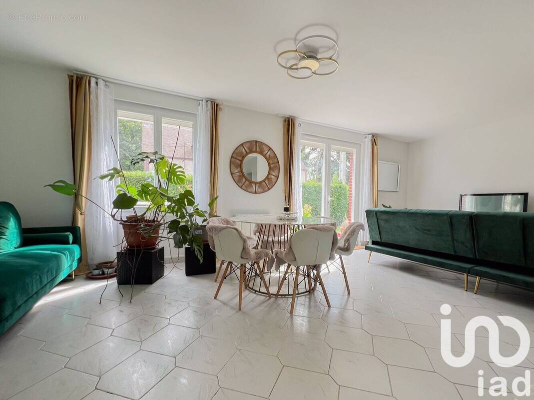 Photo 1 - Maison à VARENNES-CHANGY