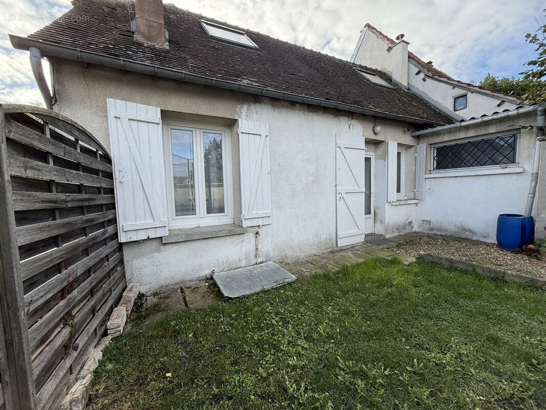 Maison à ANET
