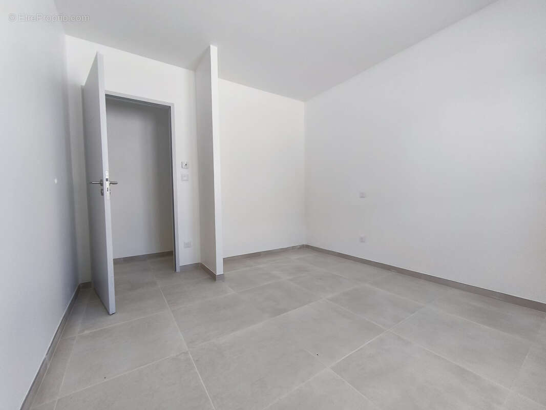 Maison à BASSAN
