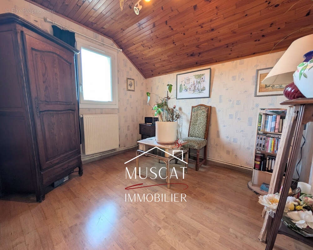 Maison à BONNEFAMILLE