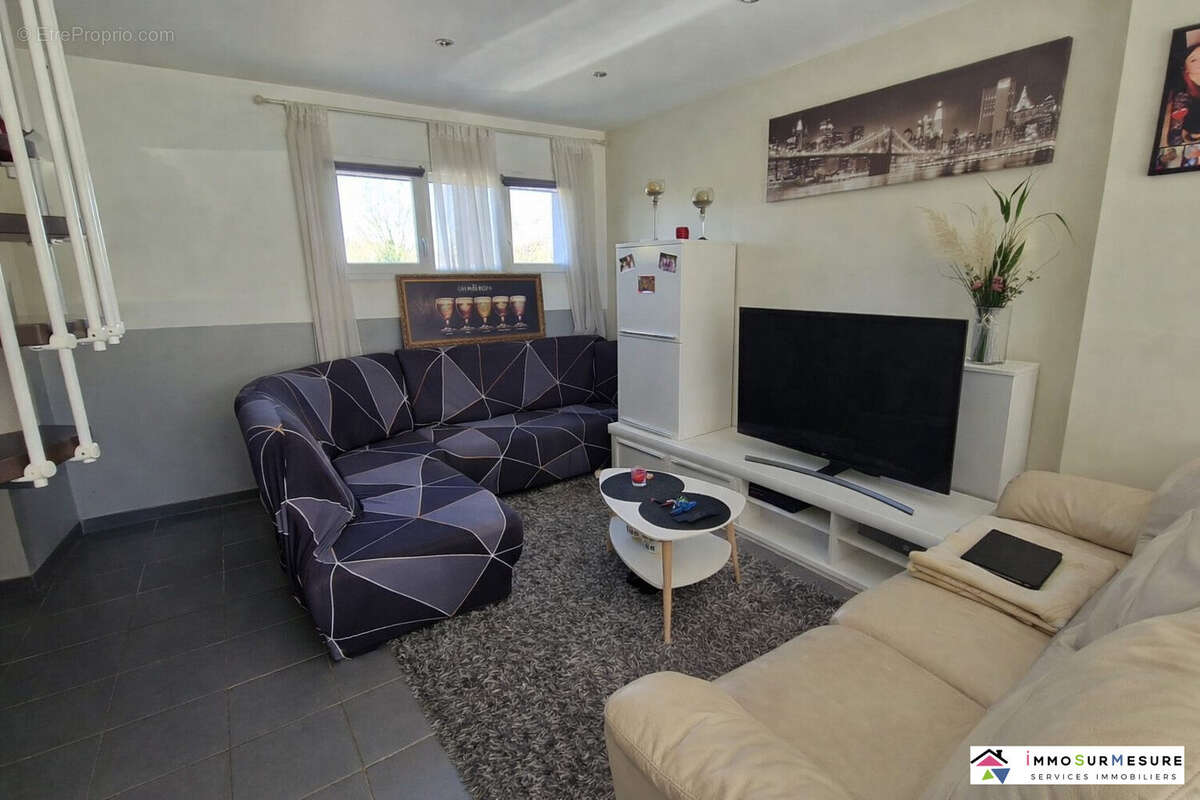 Maison à SAINT-MICHEL-SUR-TERNOISE