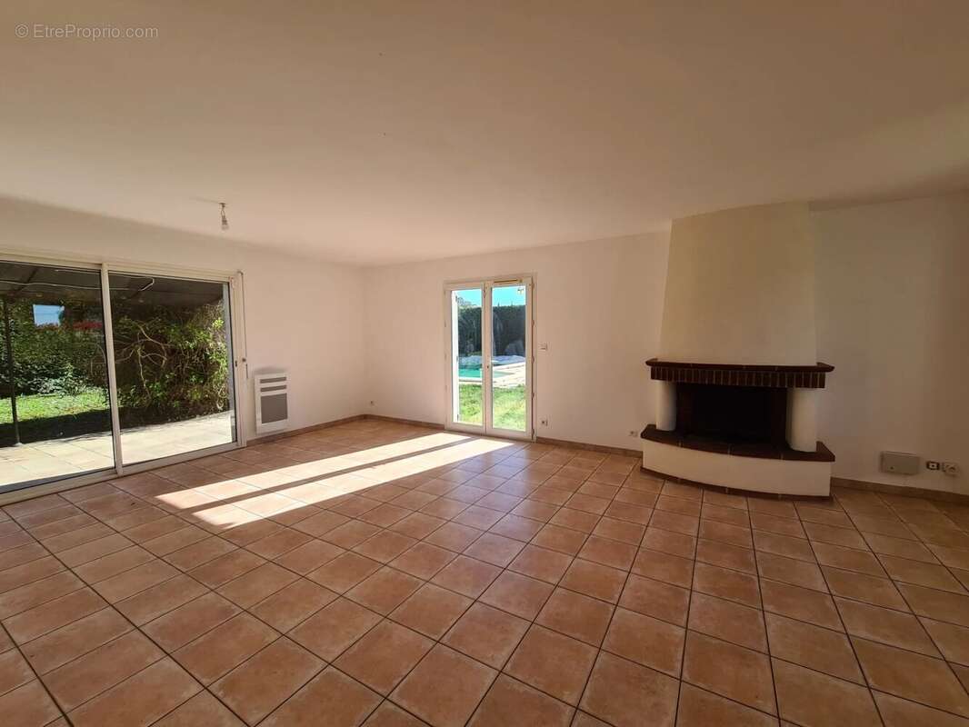 Maison à SAINT-GENIES-BELLEVUE