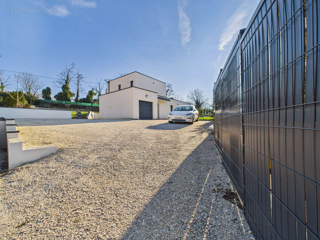 Maison à SAINT-ALBAN-LEYSSE