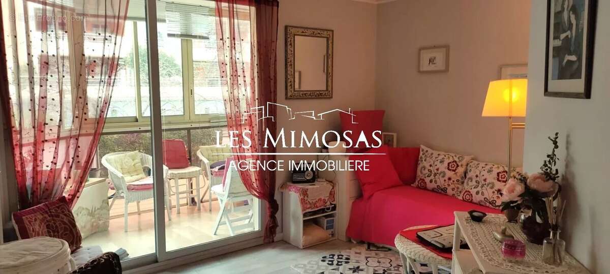 Appartement à SAINT-RAPHAEL