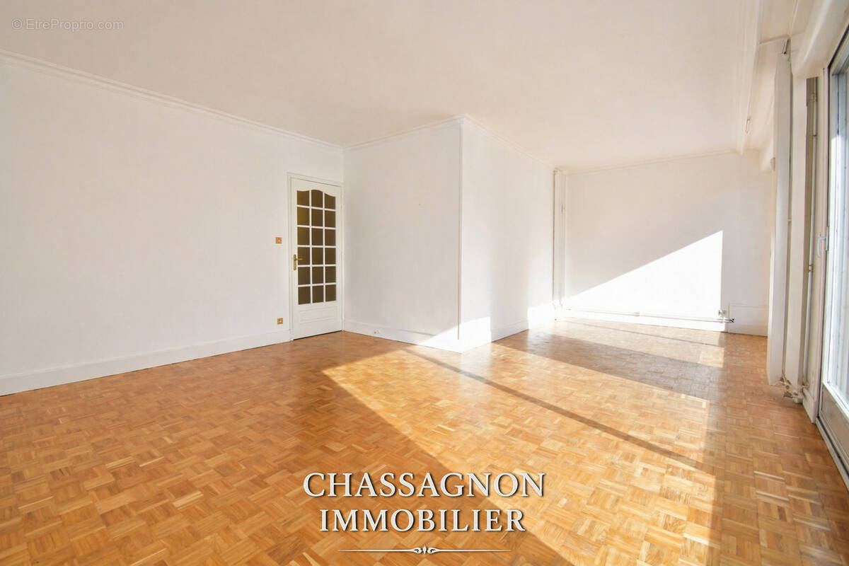 Appartement à MOULINS