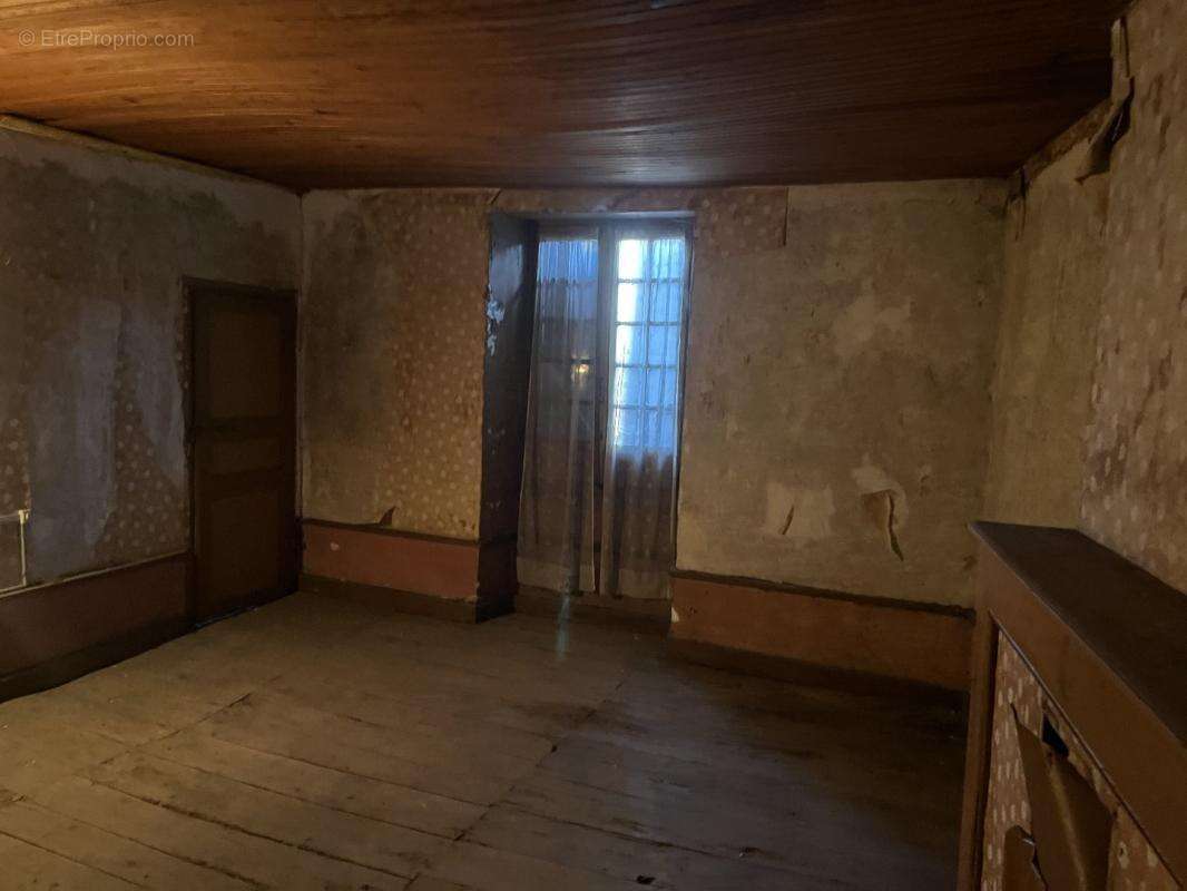 Appartement à BEAULIEU-SUR-DORDOGNE