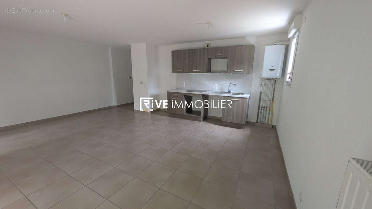 Appartement 61 m² à Thonon-Les-Bains  - photo 2