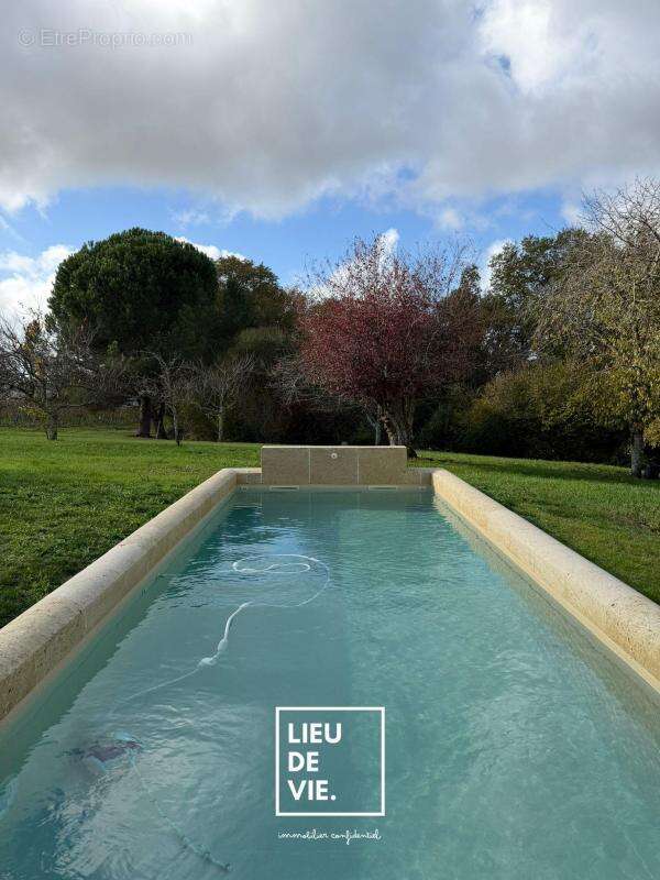 Maison à VILLEGOUGE