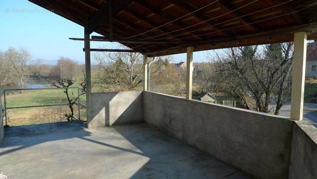 Maison à SAINT-NIZIER-SUR-ARROUX