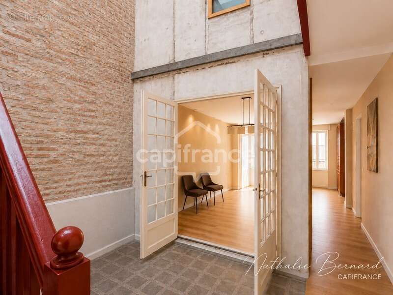 Immeuble mixte avec local commercial et habitation – Centre-ville de Villeneuve-sur-Lot - photo 6