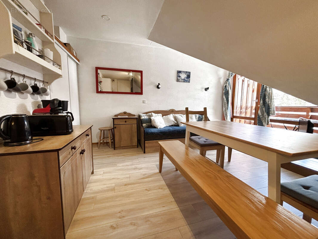 Appartement à SAINT-FRANCOIS-LONGCHAMP
