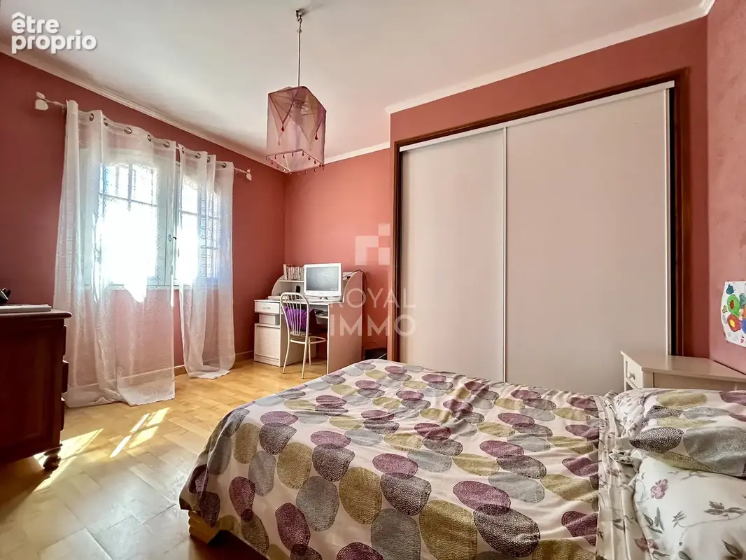 Maison 4 chambres avec jardin et garage - photo 6