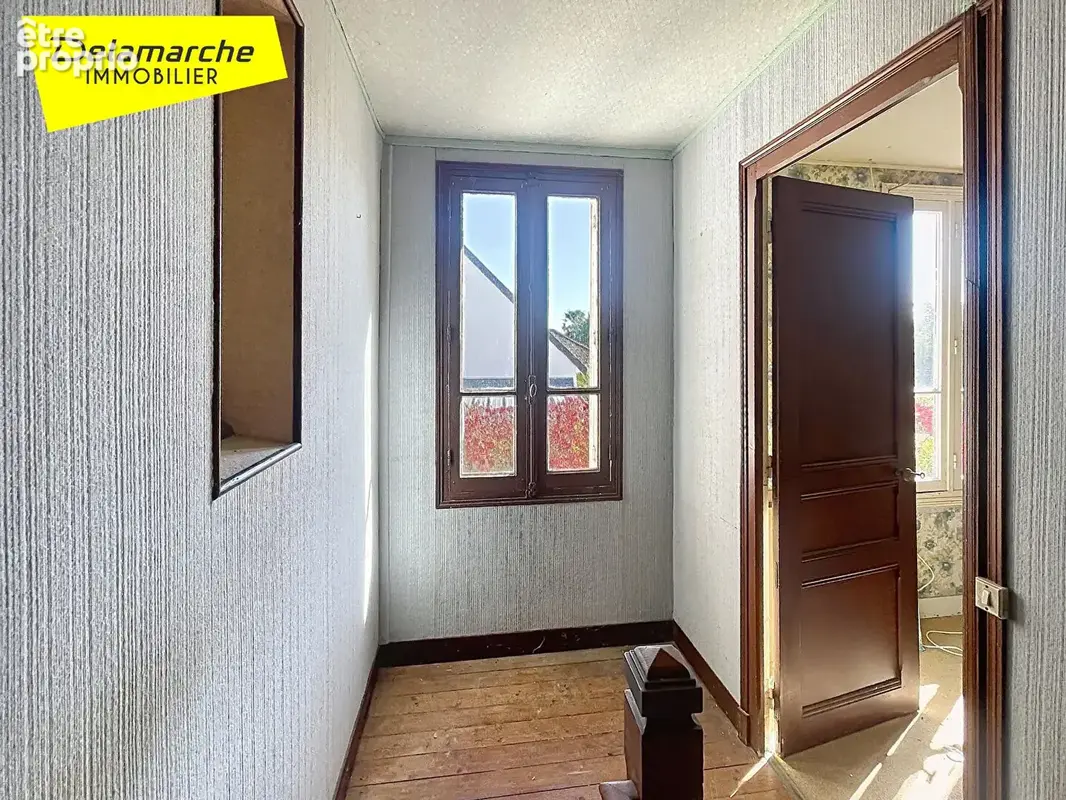A vendre maison à rénover entièrement saint-jean-le-thomas  50540 beau potentiel - photo 8