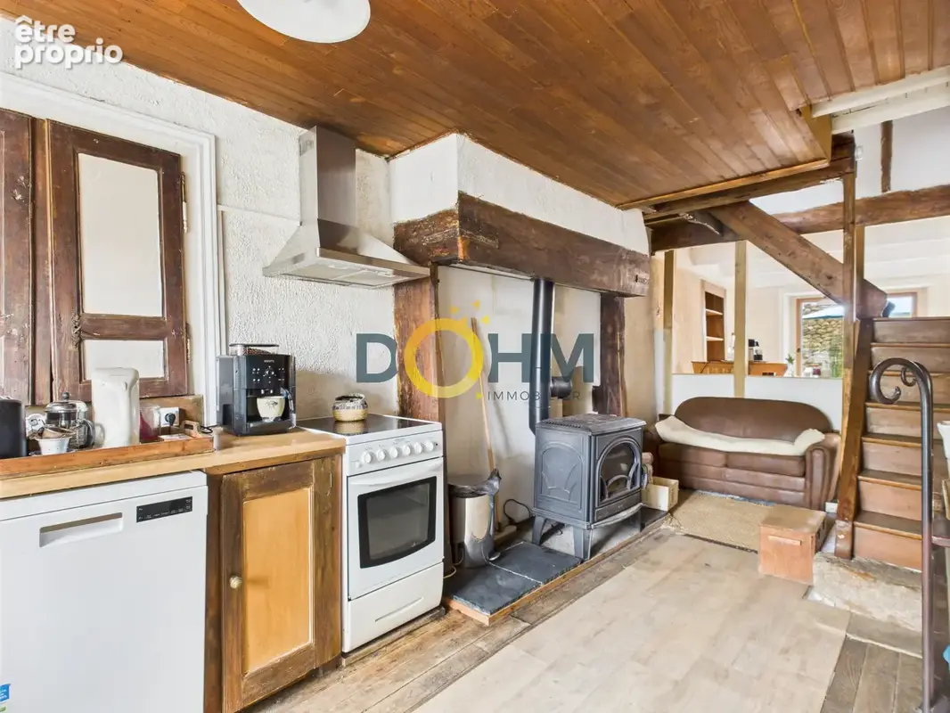 A vendre maison de bourg avec jardin et garage - photo 3