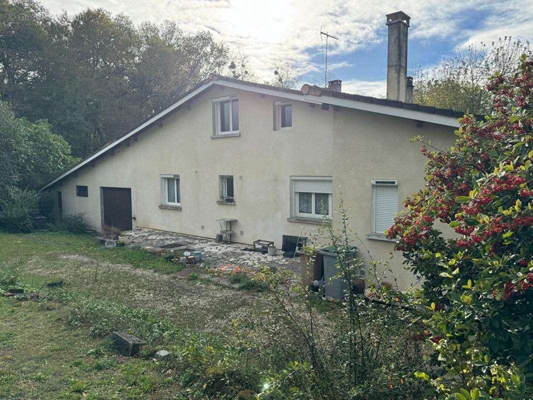 Maison à SAINT-GERMAIN-DU-PUCH
