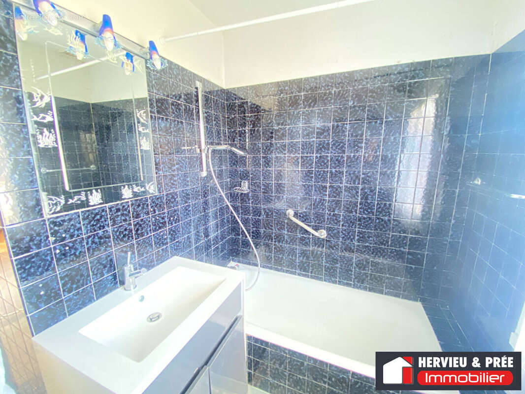 Maison à LUC-SUR-MER