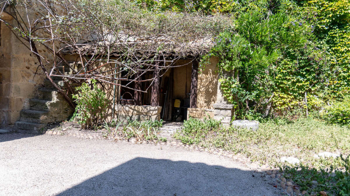 Maison à SAINT-GENIES-DE-COMOLAS