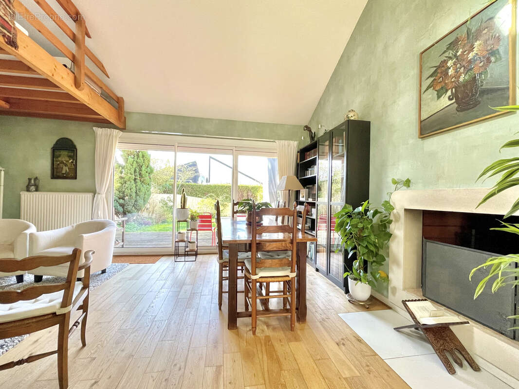 Maison à HEROUVILLE-SAINT-CLAIR