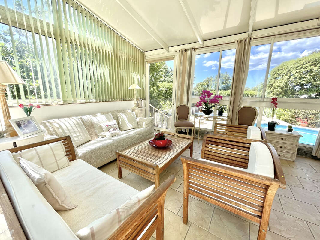 Maison à SIX-FOURS-LES-PLAGES