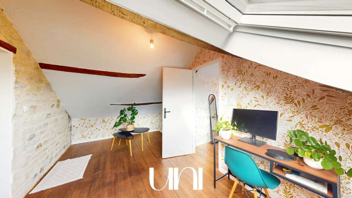 Maison à TILLY-SUR-SEULLES