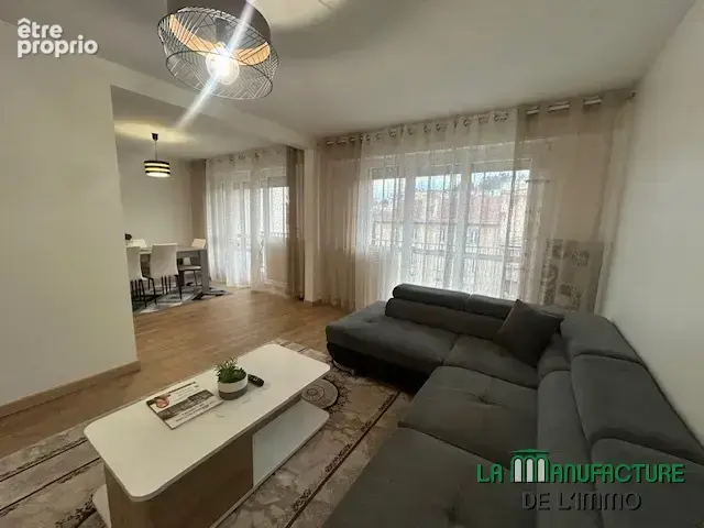 Appartement proche cours fauriel -  t4  rénové avec  balcon et place de stationnement couverte - photo 10