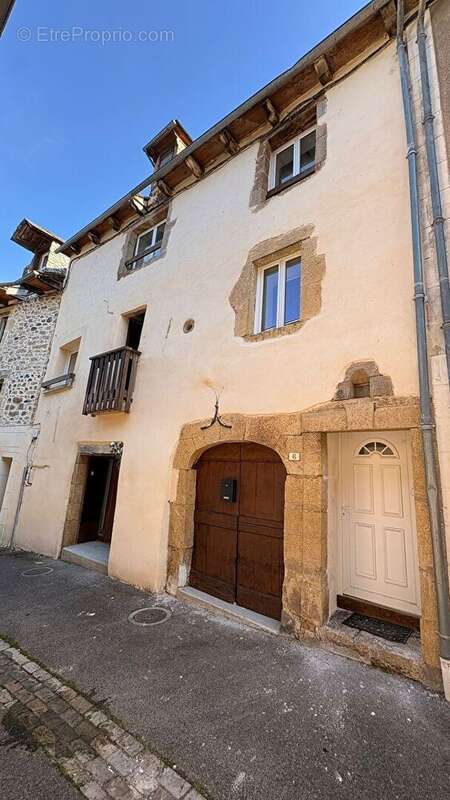 Maison à SAINT-COME-D'OLT