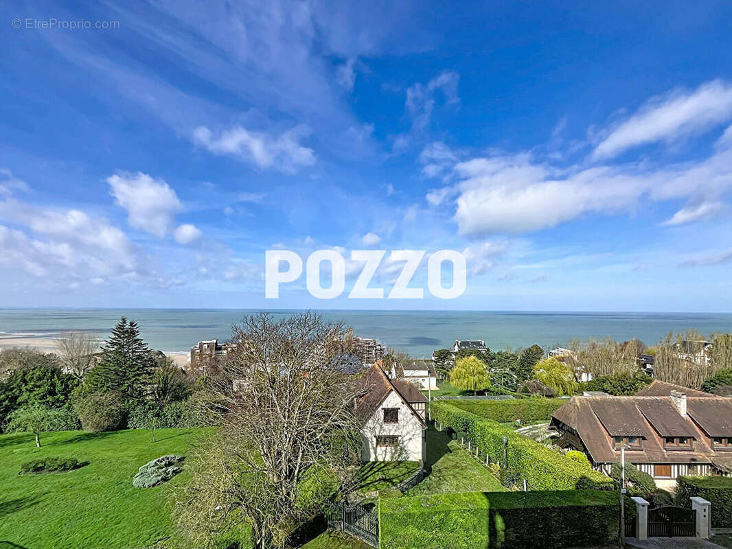 Appartement à TROUVILLE-SUR-MER