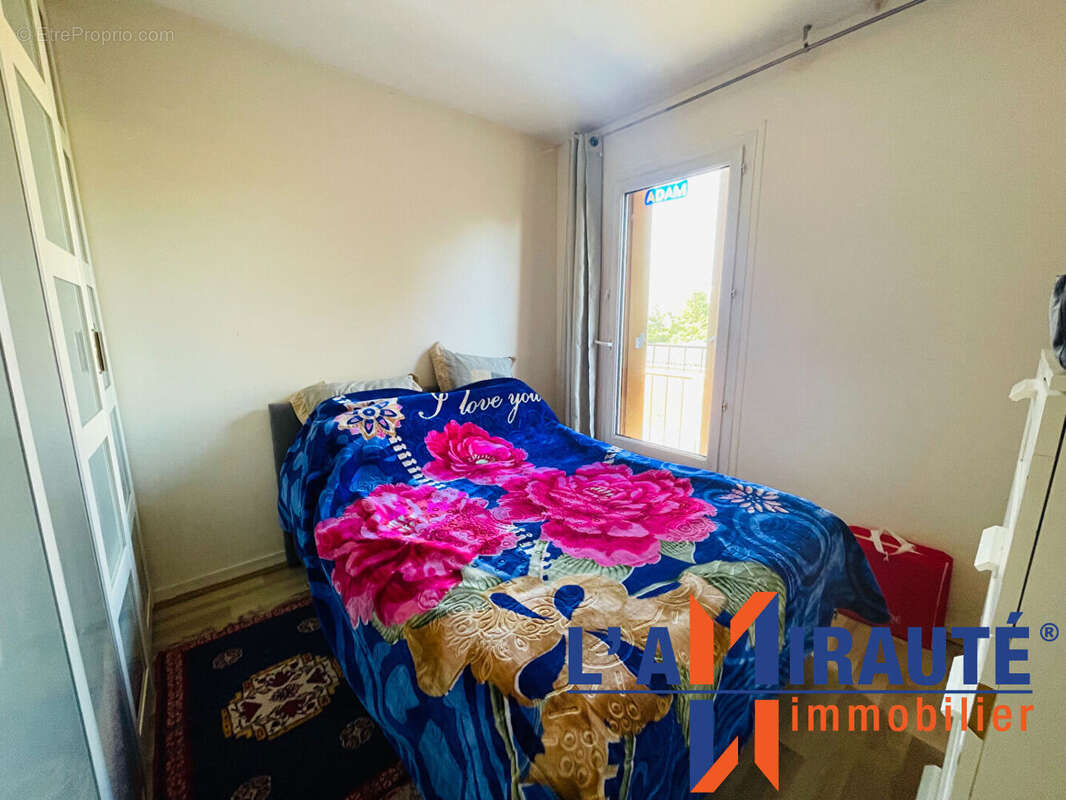 Appartement à SARTROUVILLE